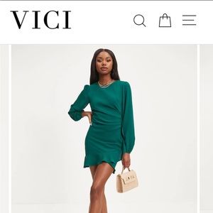 Vici Womens Green Dress